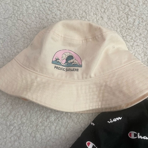 Bundle of Bucket Hats - Picture 3 of 7